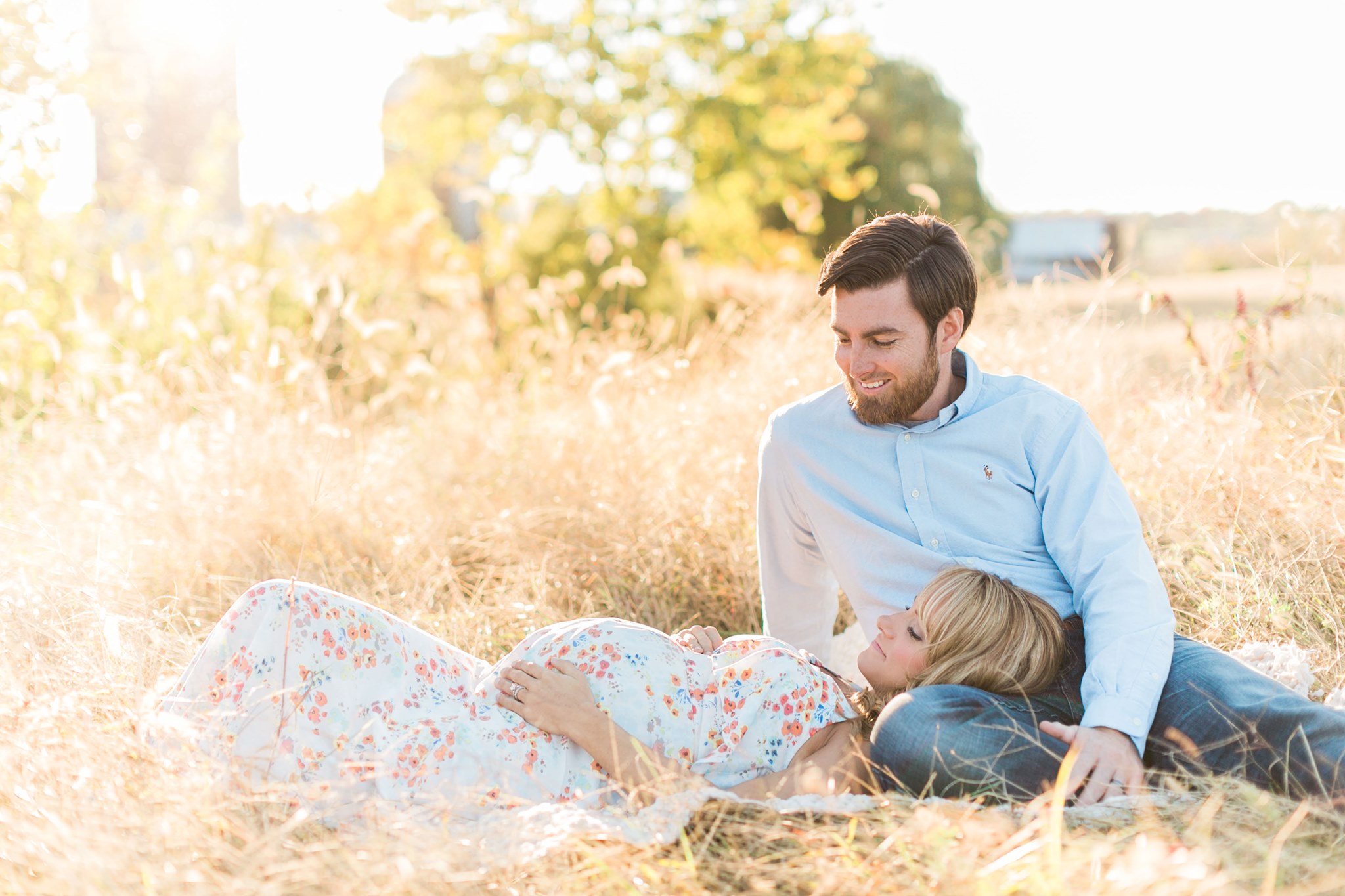 Light and Airy Maternity Photographer Feature