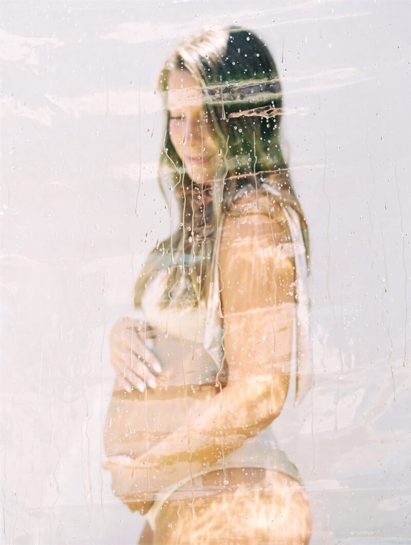 maternity session underwater double exposure caitlin alohilani photography