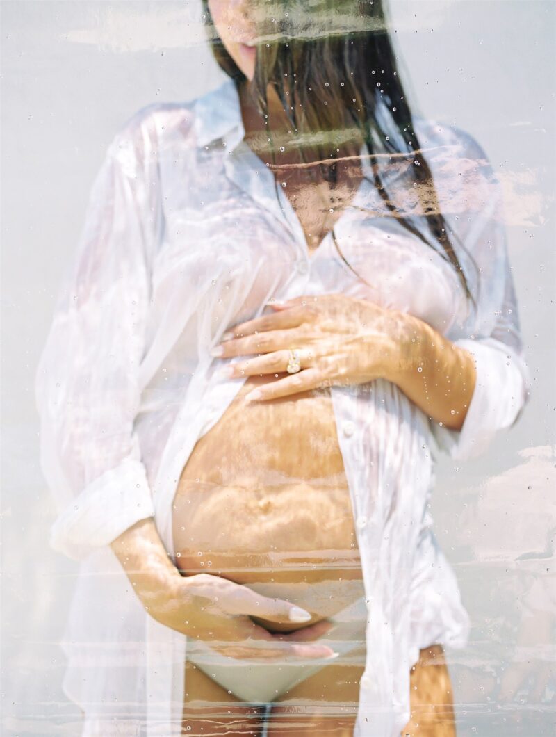 maternity session underwater double exposure caitlin alohilani photography