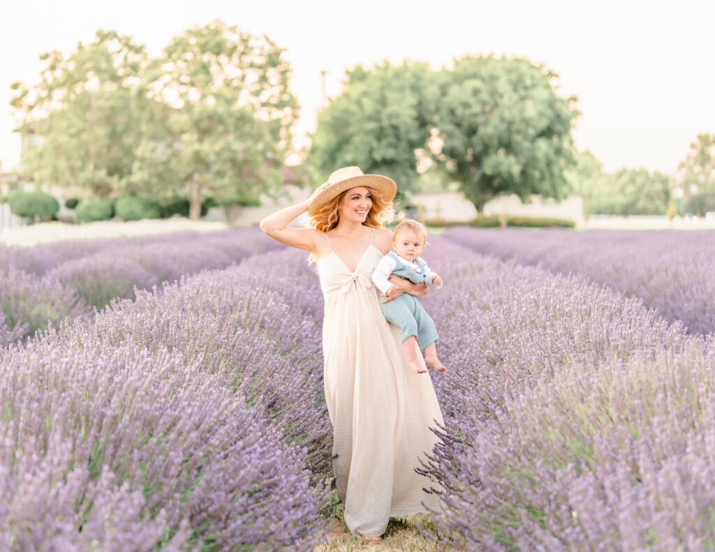 Amber Courtney with Light Livin Photography in Bay Area California in lavender fields mommy and baby