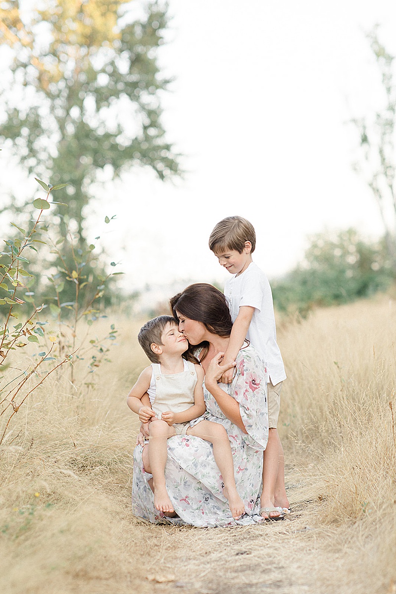 mommy + me photography session in Seattle, Washington photographed by Katy Hulten Photography featured on The Motherhood Anthology