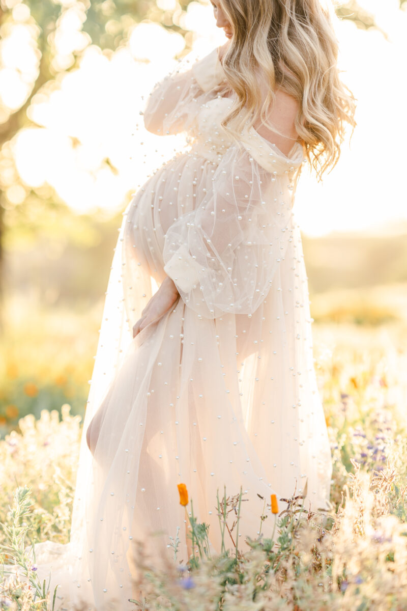 beautiful mother to be photographed in Bay Area California by Amber Courtney owner of Light Livin Photography