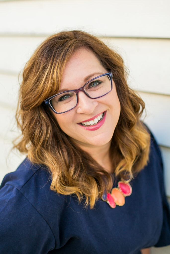 business headshot of Corry Frazier Photography featured on The Motherhood Anthology blog