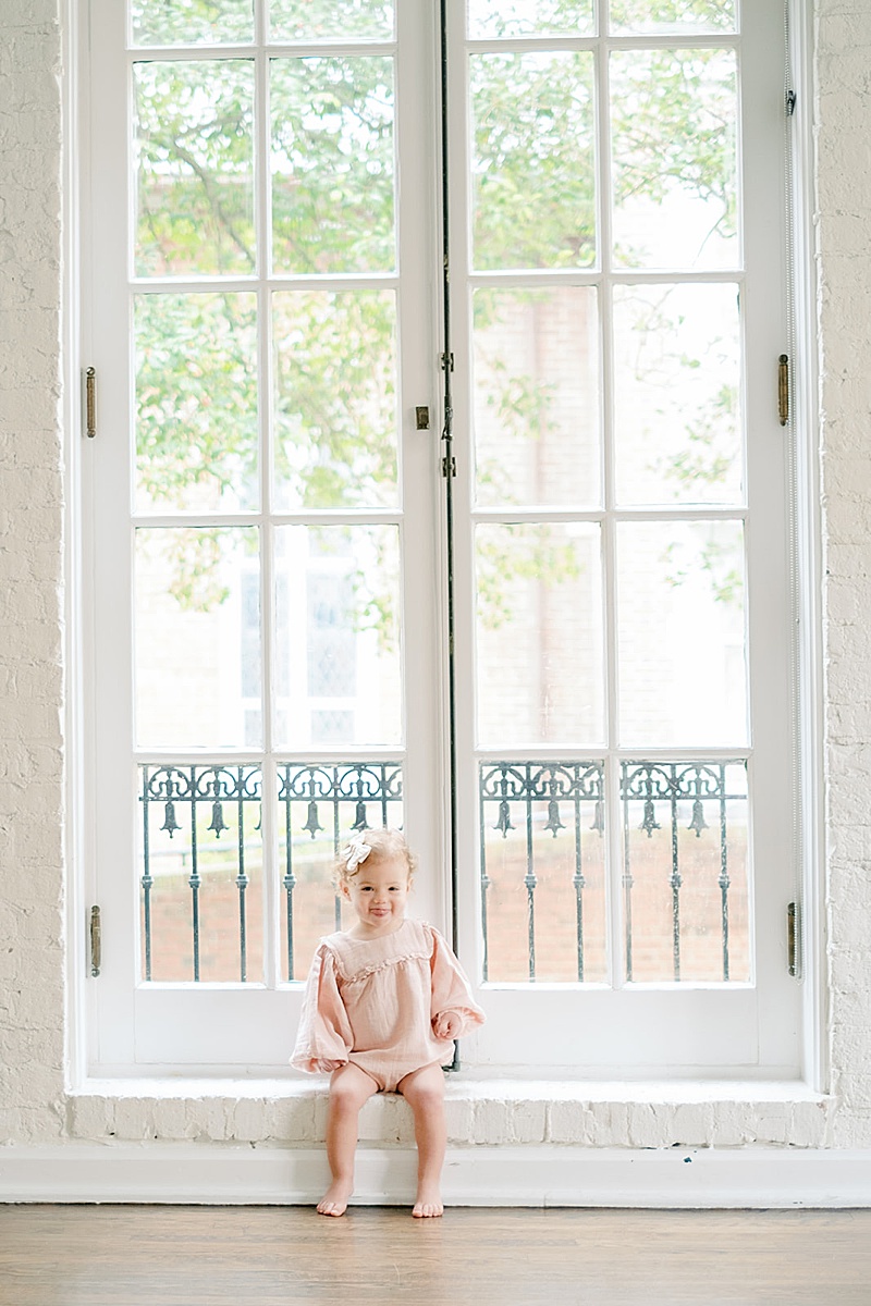 mommy + me session in-home natural light window light organic photographed by Mckenize Fairclough in Richmond, VA 