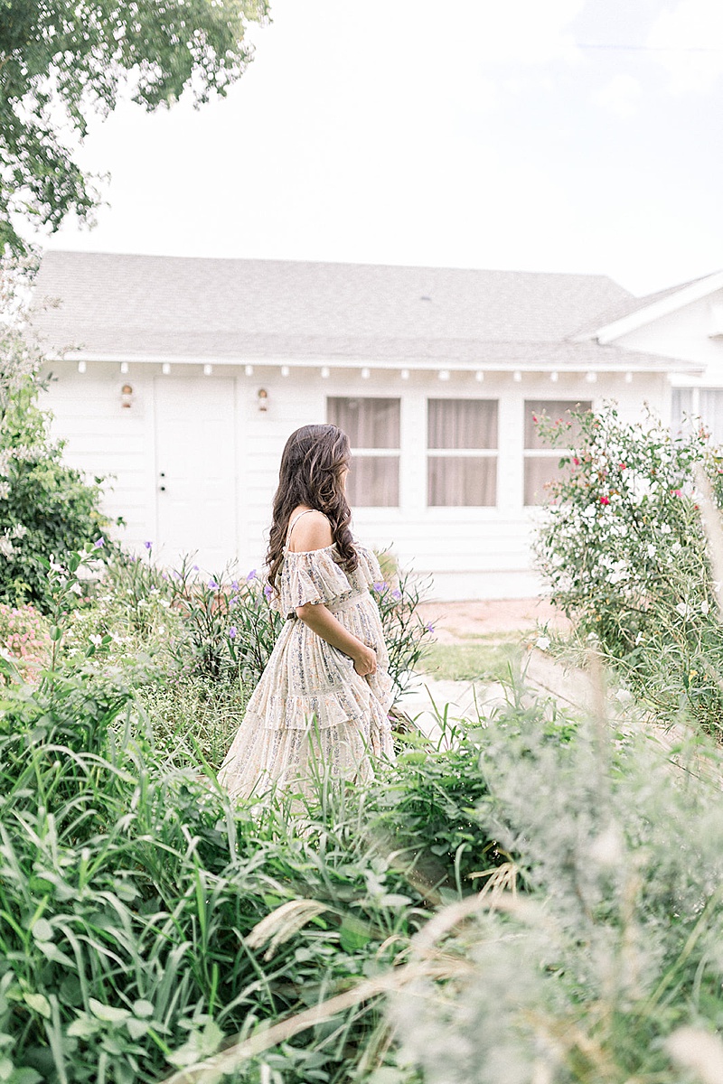 intimate maternity garden photography Olga Clarke photography west palm beach fl light and airy 